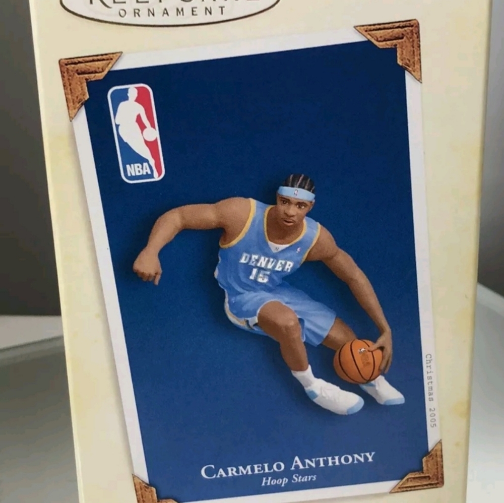 NIB Hallmark Carmelo Anthony. Denver #11 in Hoops Series  with collector card